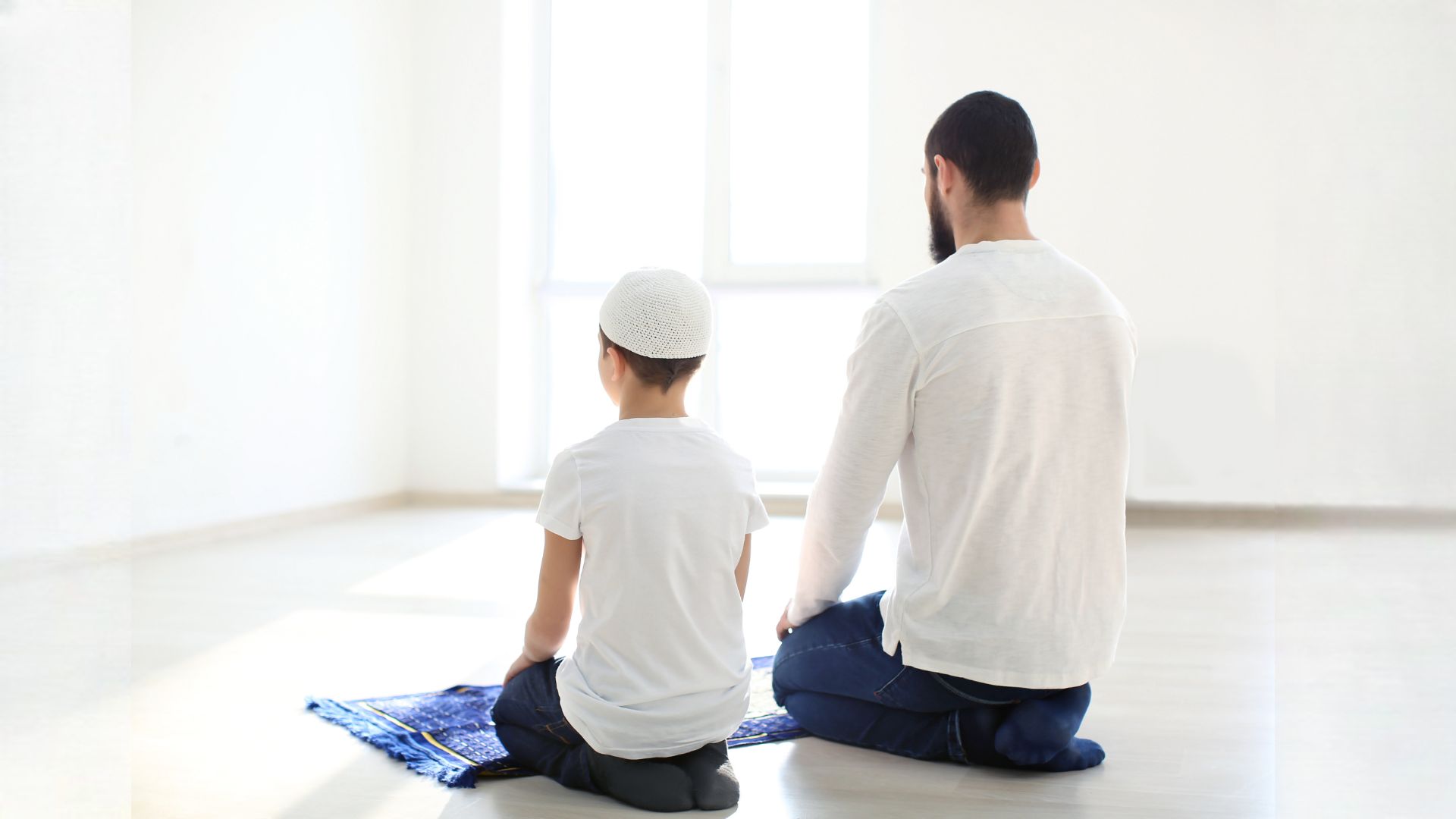 Khutbah Jumat: Kewajiban Mendidik Anak